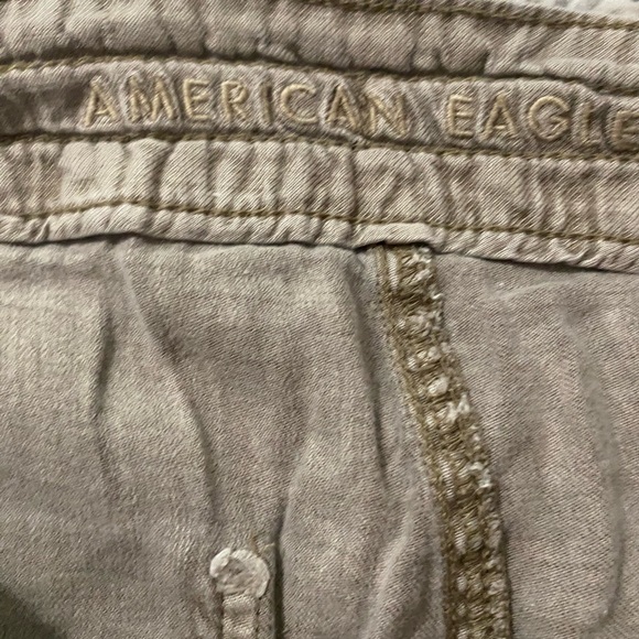 American eagle carpenter style pant. Light weight cotton, washed out green. Sz 8 - Picture 5 of 5